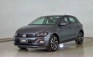 Volkswagen • Polo