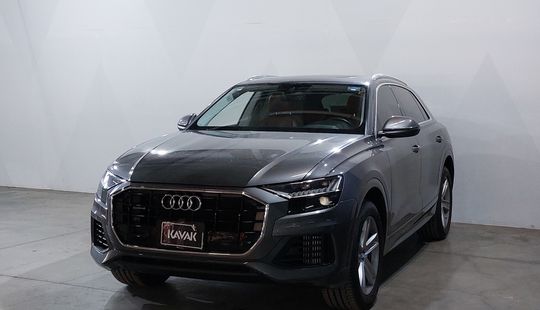 Audi • Q8