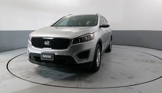 Kia • Sorento