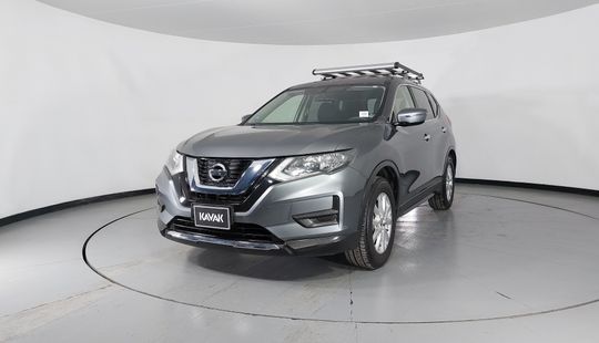 Nissan • X-Trail