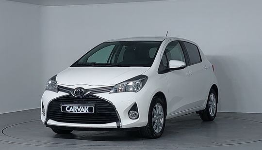 Toyota • Yaris