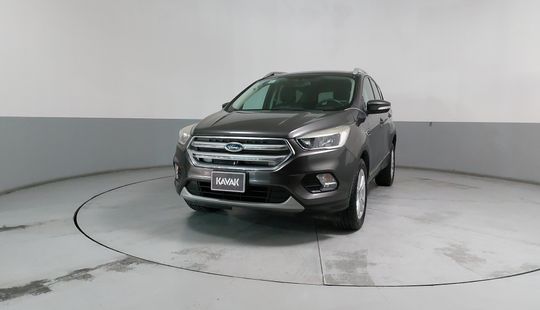 Ford • Escape