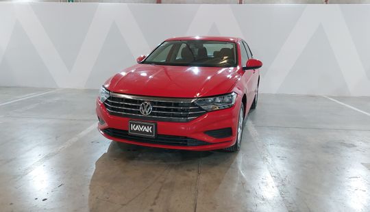 Volkswagen • Jetta