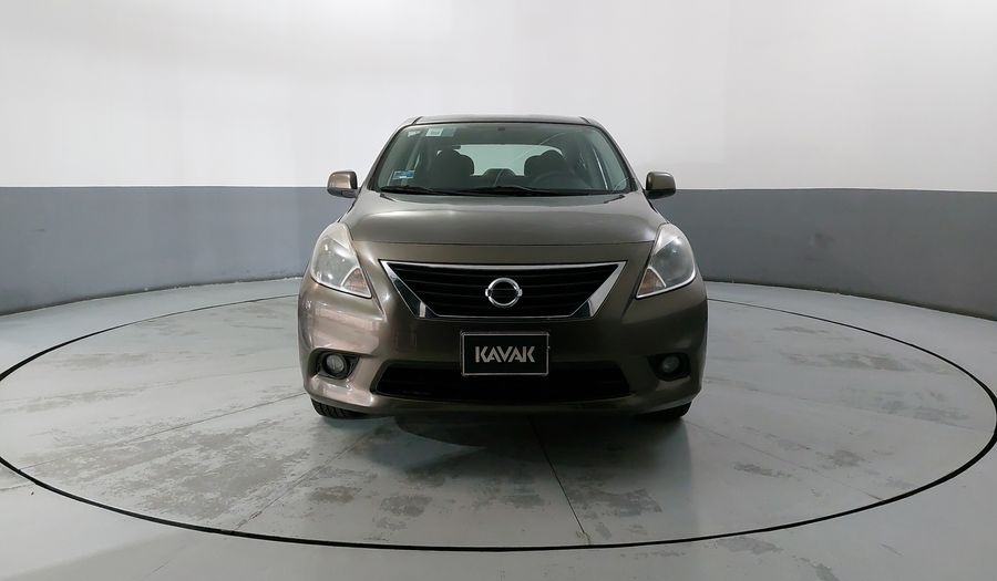 Nissan Versa 1.6 ADVANCE TM AC Sedan 2012