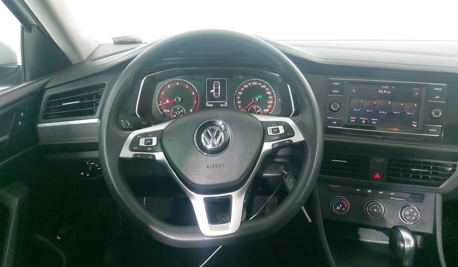 Volkswagen Jetta 1.4 TRENDLINE AUTO Sedan 2019