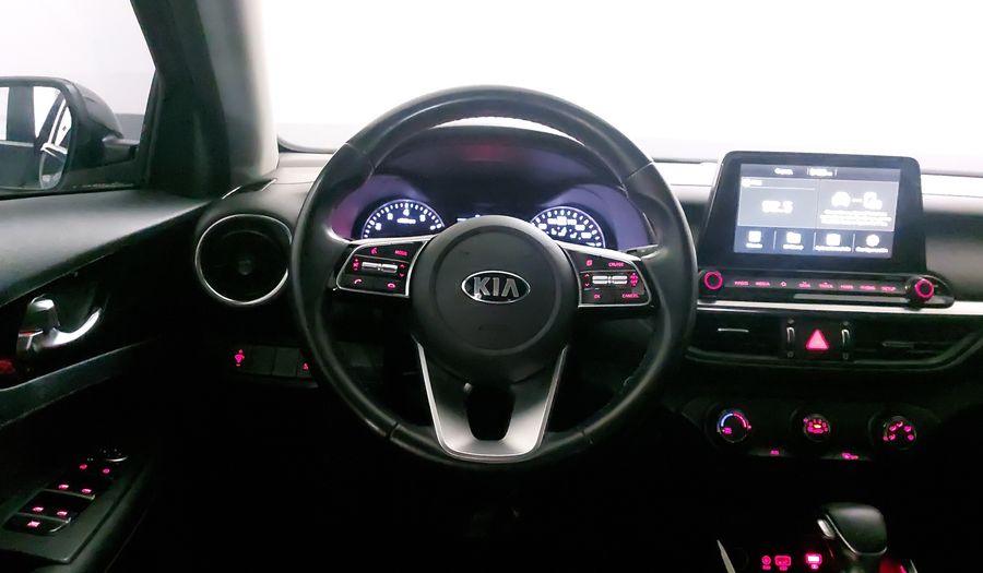 Kia Forte 2.0 EX IVT Hatchback 2020