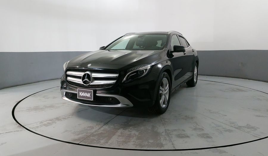 Mercedes Benz Clase Gla 1.6 GLA 200 CGI SPORT Suv 2015