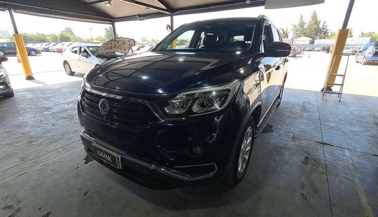 Ssangyong • Rexton