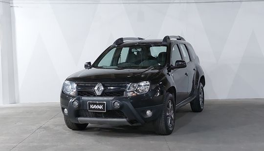 Renault • Duster