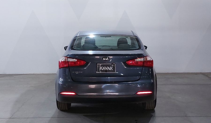 Kia Forte 2.0 LX MT Sedan 2016