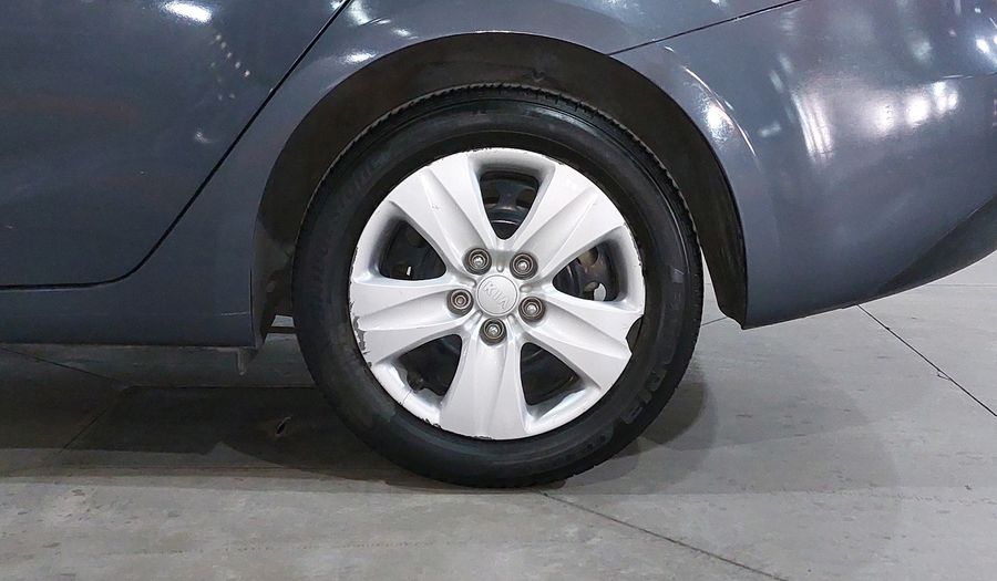 Kia Forte 2.0 LX MT Sedan 2016