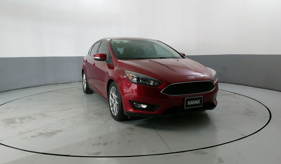 Ford Focus 2.0 SE LUXURY AT Hatchback 2016