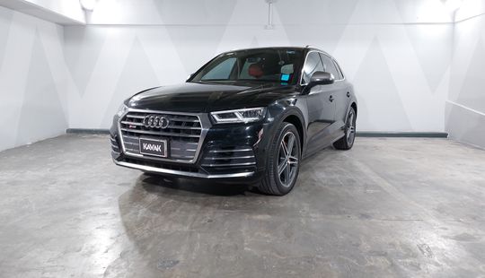 Audi • SQ5