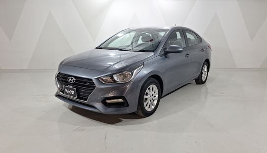 Hyundai • Accent