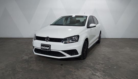 Volkswagen • Vento