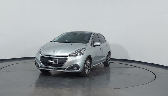 Peugeot • 208