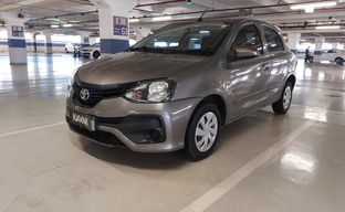 Toyota • Etios