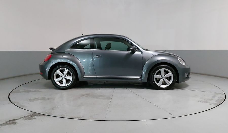 Volkswagen Beetle 2.5 SPORTLINE TIPTRONIC Hatchback 2016