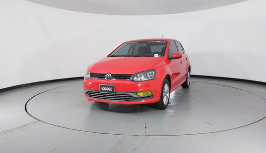 Volkswagen • Polo