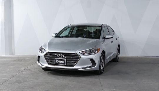 Hyundai • Elantra