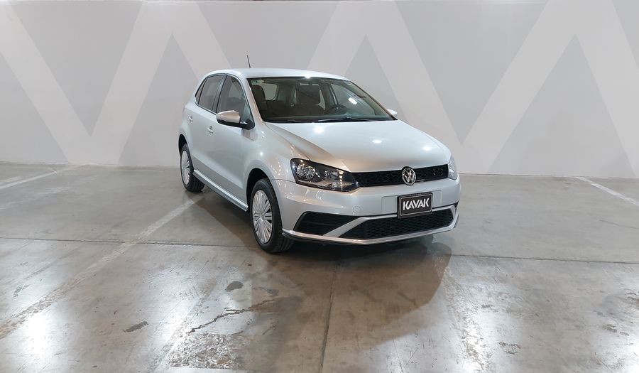 Volkswagen Polo 1.6 STARTLINE AUTO Hatchback 2021