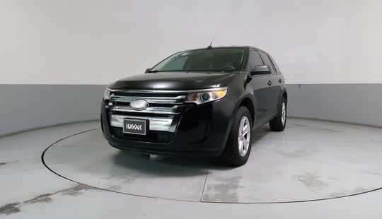 Ford • Edge