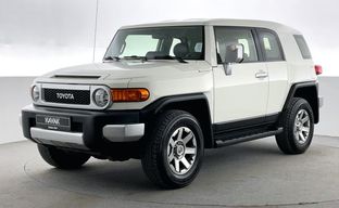 Toyota • FJ Cruiser