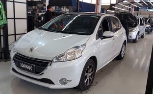 Peugeot • 208