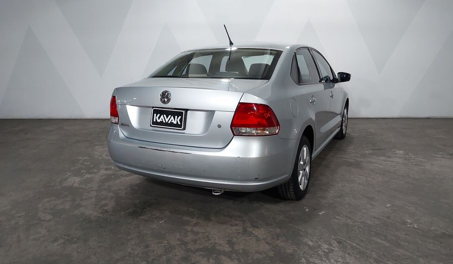 Volkswagen Vento 1.6 ACTIVE TIPTRONIC Sedan 2015