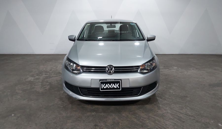 Volkswagen Vento 1.6 ACTIVE TIPTRONIC Sedan 2015