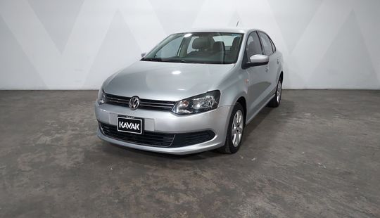 Volkswagen • Vento