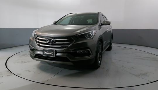 Hyundai • Santa Fe