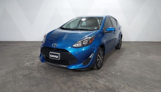 Toyota • Prius C