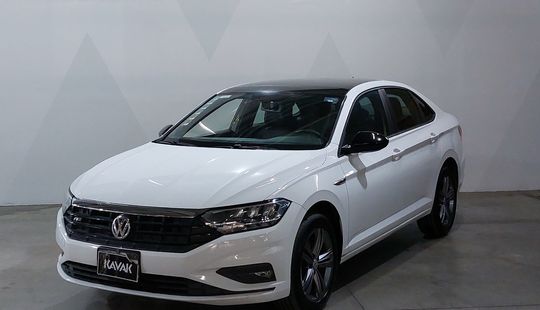 Volkswagen • Jetta