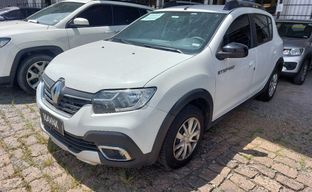 Renault • Sandero