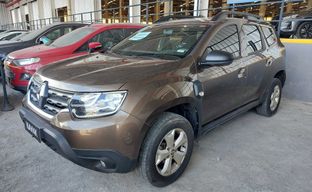 Renault • Duster