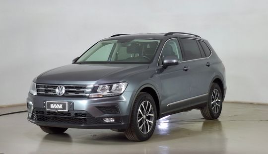 Volkswagen • Tiguan