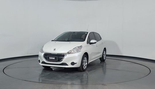 Peugeot • 208