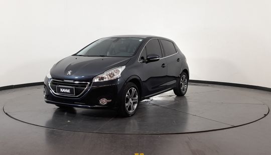 Peugeot • 208