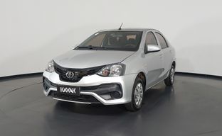 Toyota • Etios