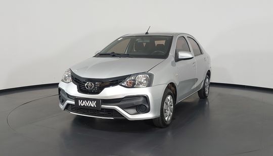 Toyota • Etios