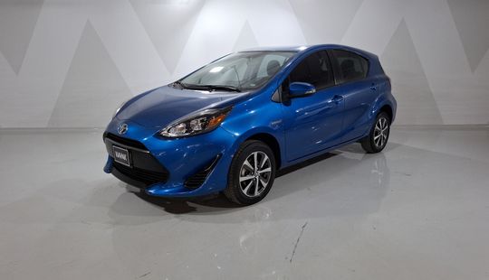 Toyota • Prius C