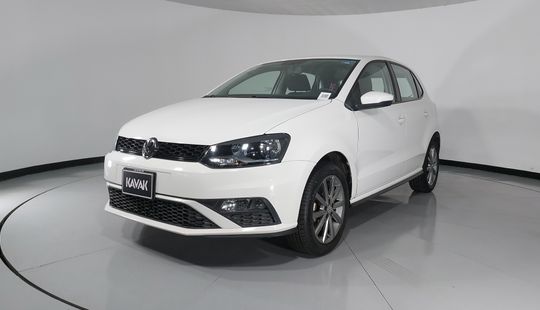 Volkswagen • Polo