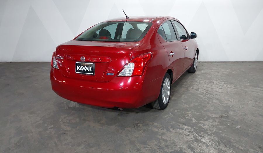 Nissan Versa 1.6 SENSE TA AC Sedan 2014