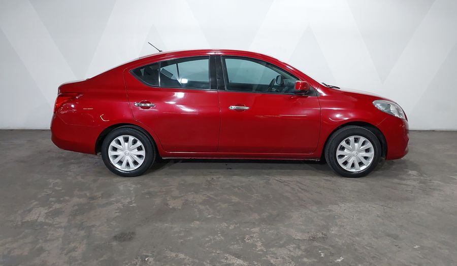 Nissan Versa 1.6 SENSE TA AC Sedan 2014