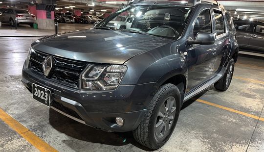 Renault • Duster