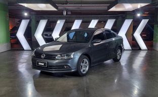 Volkswagen • Vento