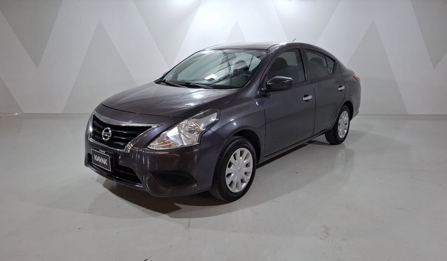 Nissan Versa 1.6 SENSE Sedan 2018