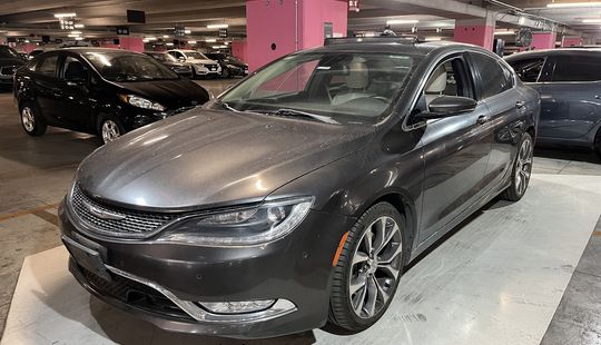 Chrysler • 200