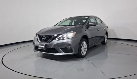 Nissan • Sentra